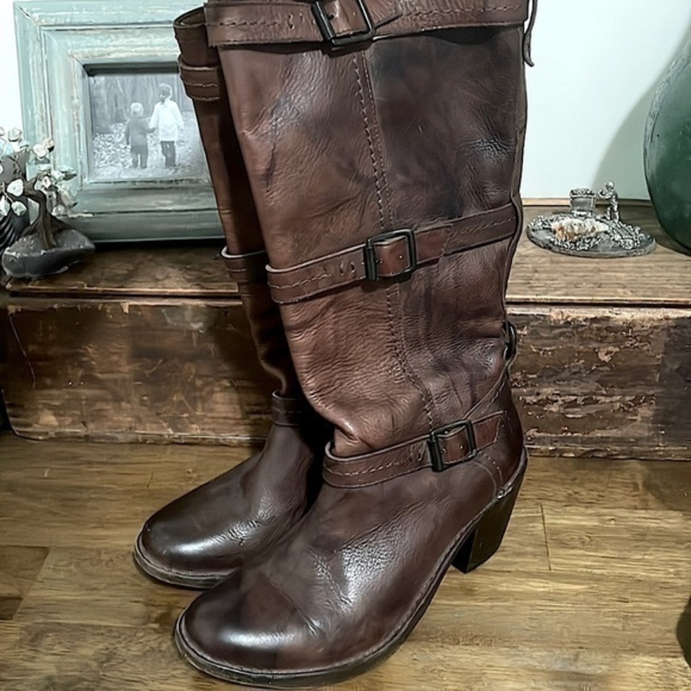 Authentic FRYE Tall Buckled Riding Boots sz 7